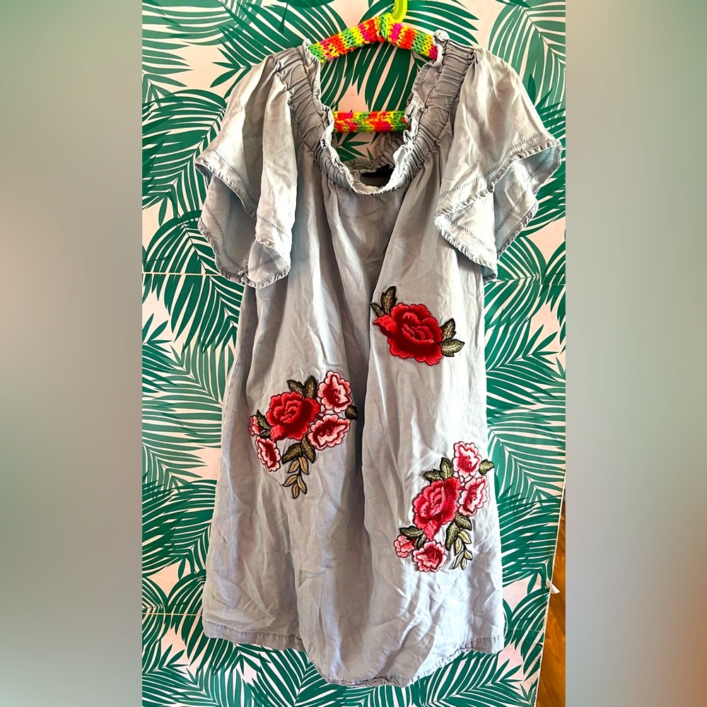 a.n.a soft denim off the shoulder mini dress with embroidered flour detail small